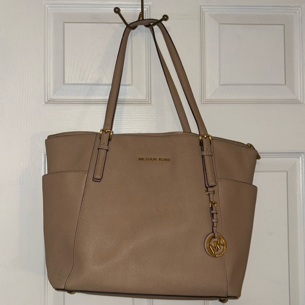 Michael Kors tote